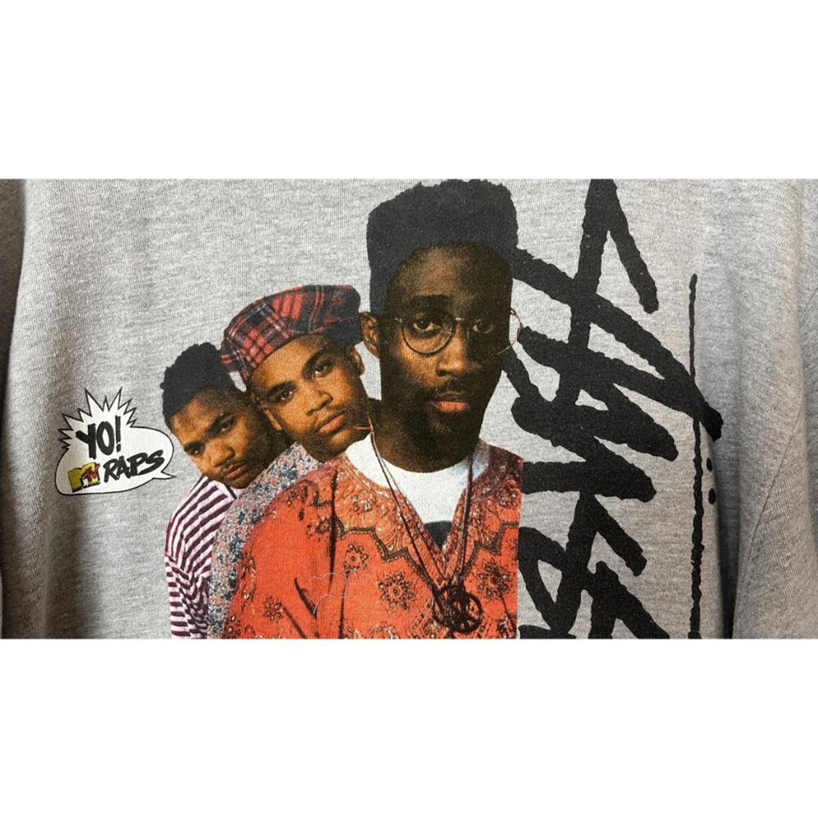 STUSSY X  DE LA SOL Yo Mtv Raps Crewneck