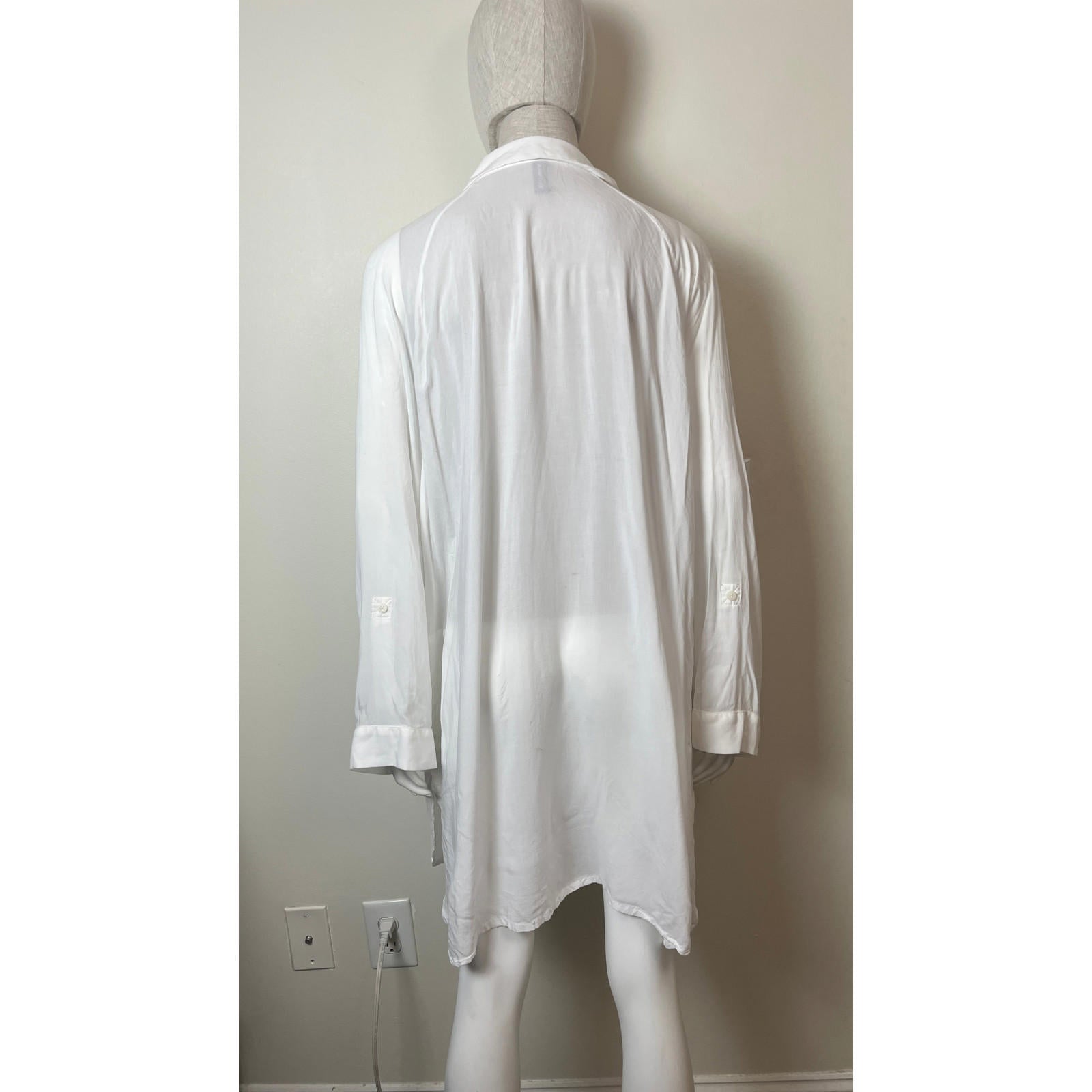 JONNY COTA Oversized White Blouse