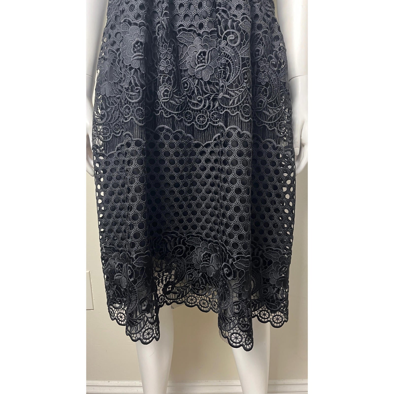 TERI JON Guipure Lace Dress