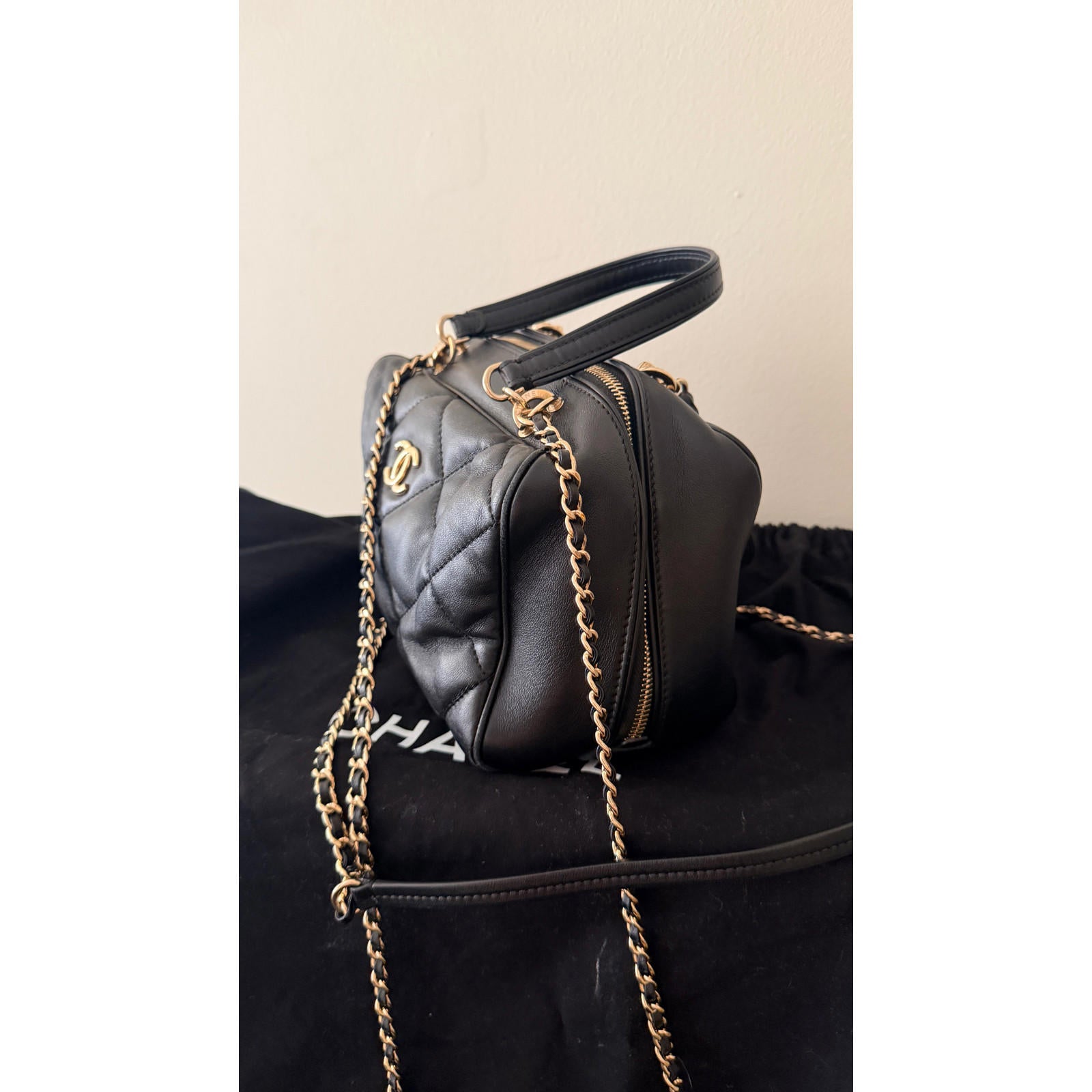 CHANEL BLACK QUILTED BOWLING CHAIN BAG