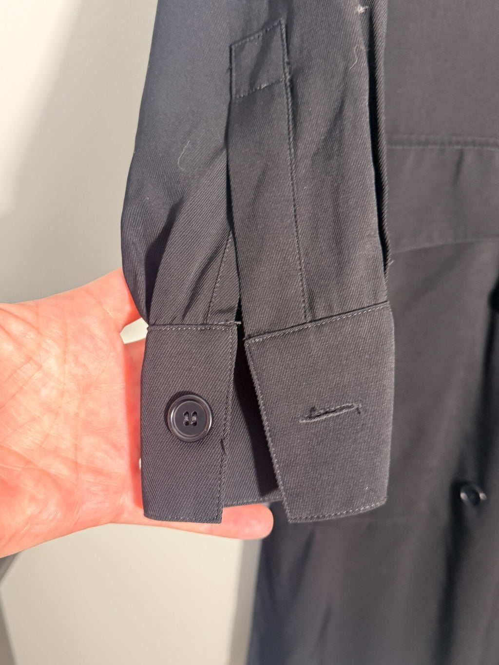 ASPESI BLACK EPAULETTE BOX CUT DOUBLE BREAST TRENCH COAT 38