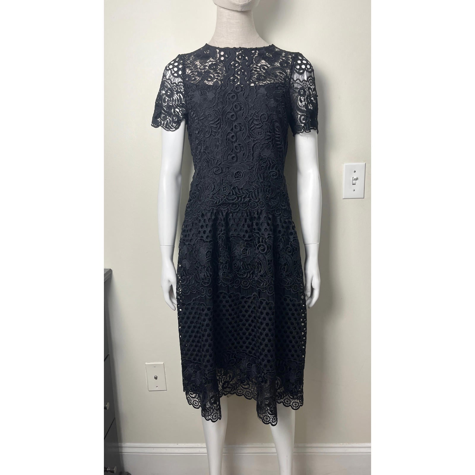 TERI JON Guipure Lace Dress