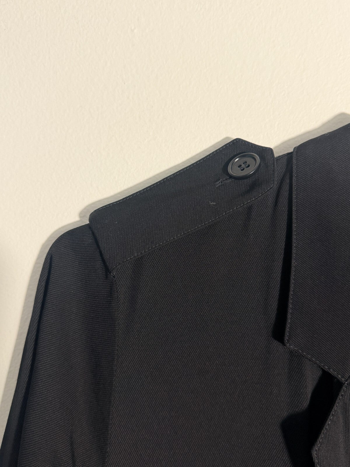 ASPESI BLACK EPAULETTE BOX CUT DOUBLE BREAST TRENCH COAT 38