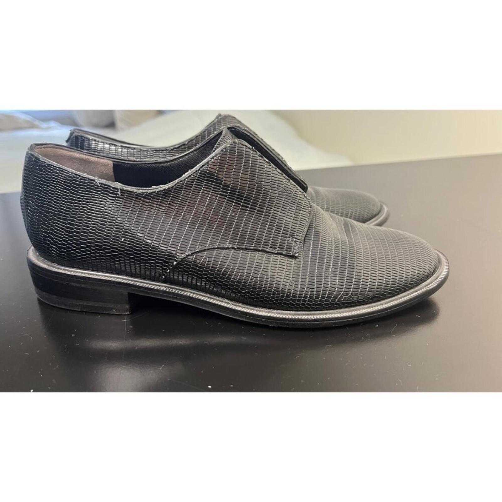 ROBERT CLERGERIE Textured Black Derby Shoes