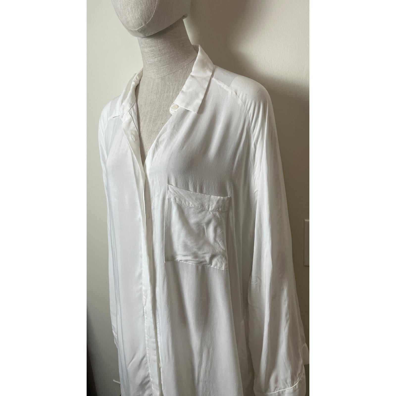 JONNY COTA Oversized White Blouse